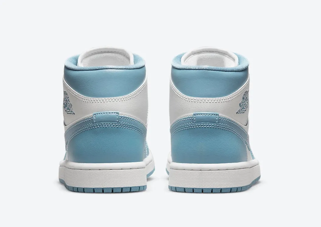 Air Jordan 1 Mid UNC (2022)