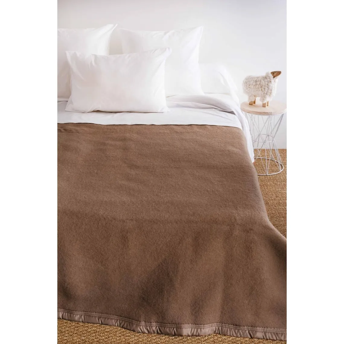 Couverture en pure laine double face VOLTA Marron | 3 Suisses