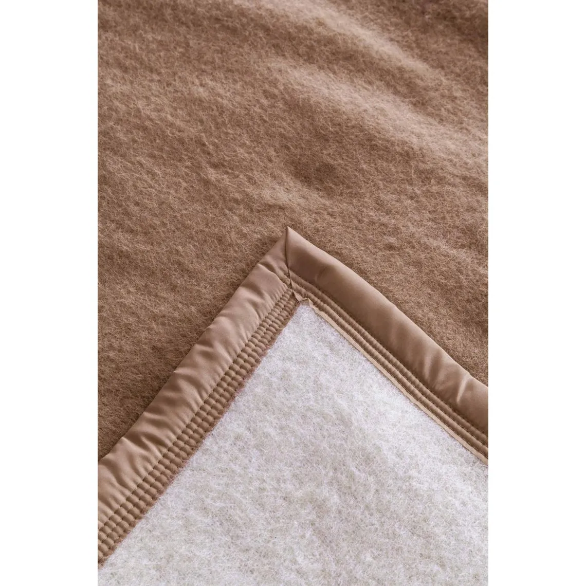 Couverture en pure laine double face VOLTA Marron | 3 Suisses