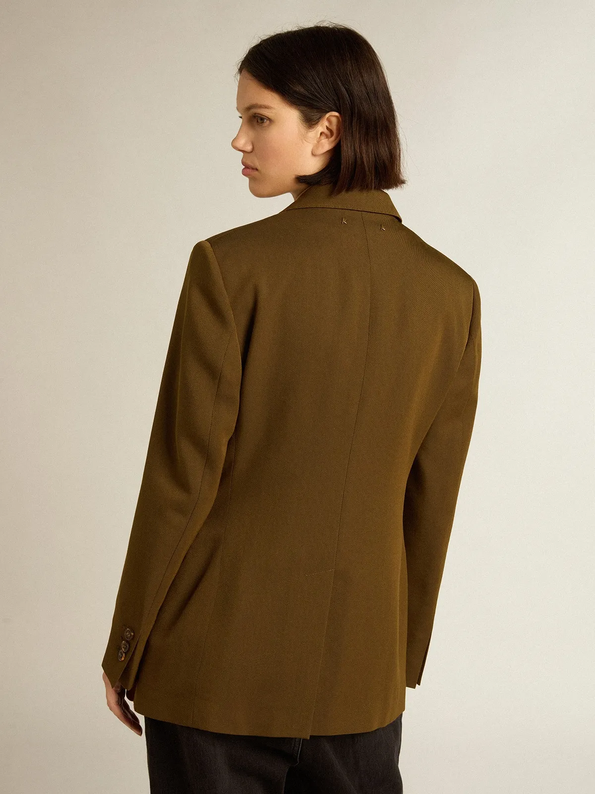 Veste droite en laine couleur hêtre avec boutons en corne | Golden Goose